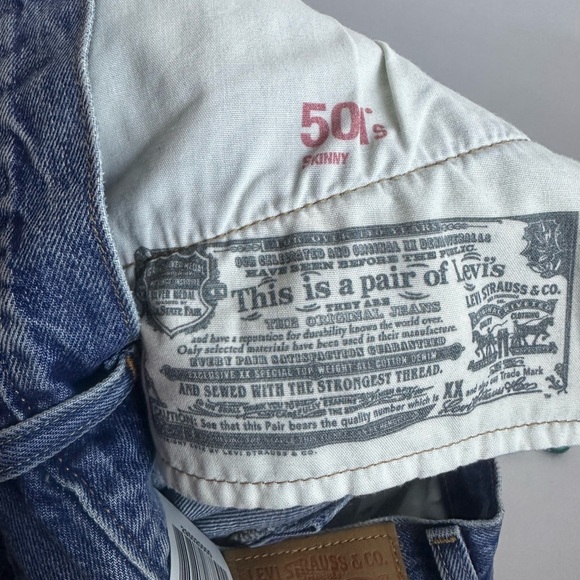 ❗️ NEW $168 Levi’s 501 Skinny Leg Button Fly Distressed Denim Jeans 30x28 - Picture 12 of 12